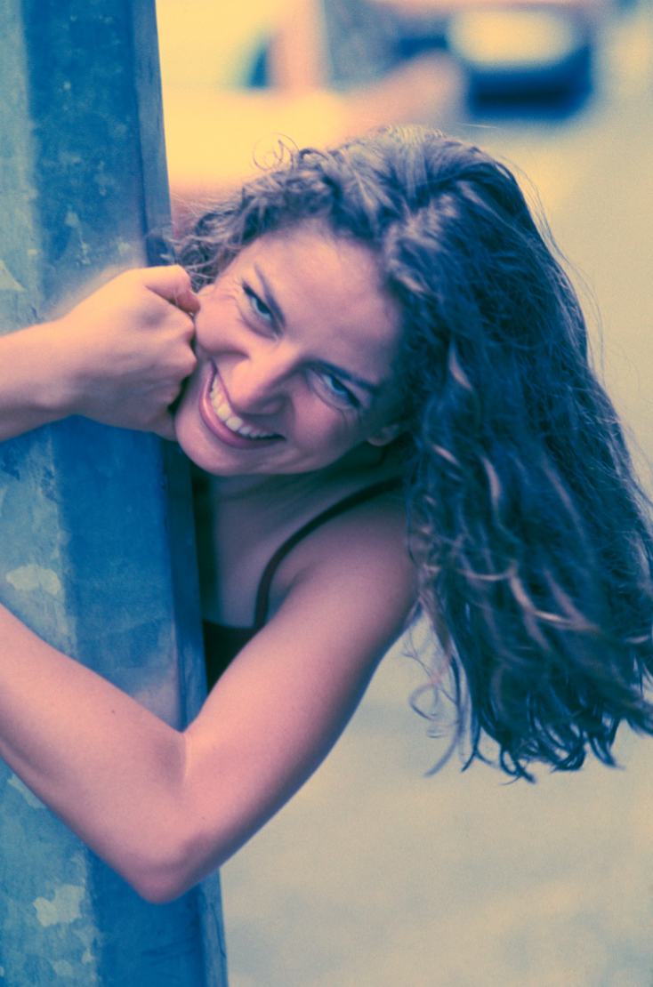 Natural lifestyle portrait for an online dating profile